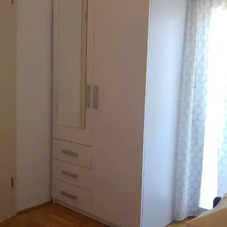 Top Top * Vinišće